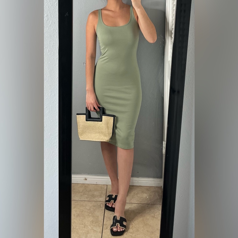 Zara sagegreen stretch knit bodycon tank midi dress M casual minimalist vacation - Picture 9 of 12